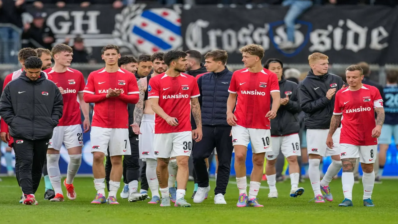 ذعر عارم حول مدافع أز السابق: «ظننت أنه فقد عينه»